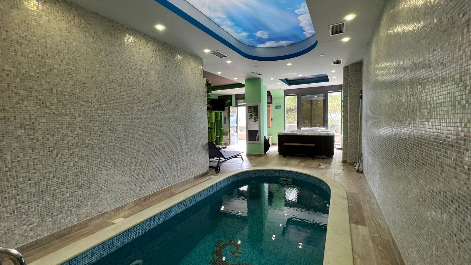 4 bedroom Villa in Herceg Novi, Montenegro – CMM9559