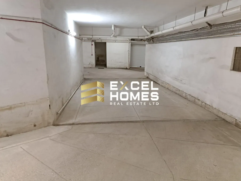 Garage in Swieqi, Malta – 61806