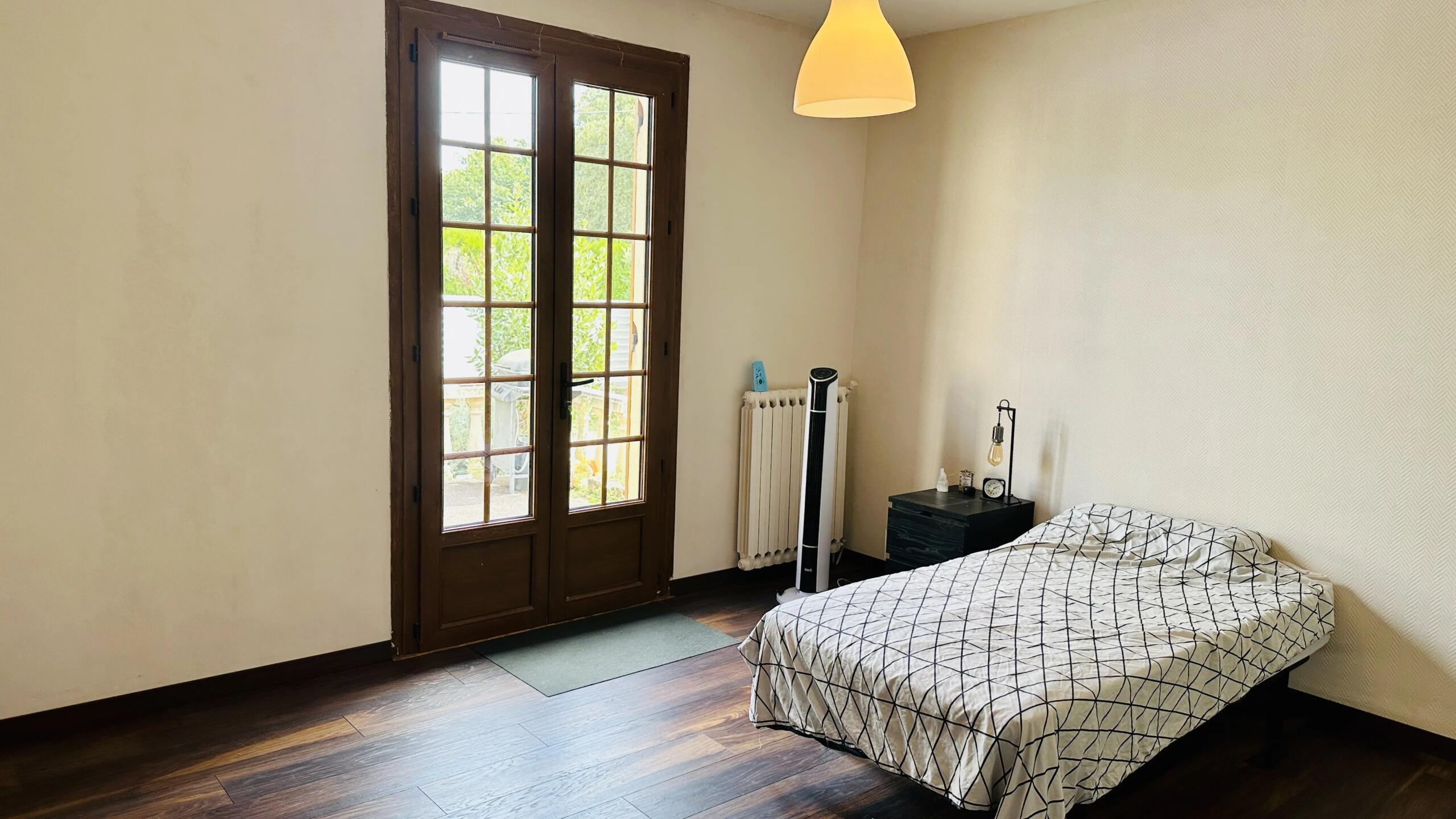 Atypical 3 bedroom house with indoor pool, Aquitaine – France – BVI69279