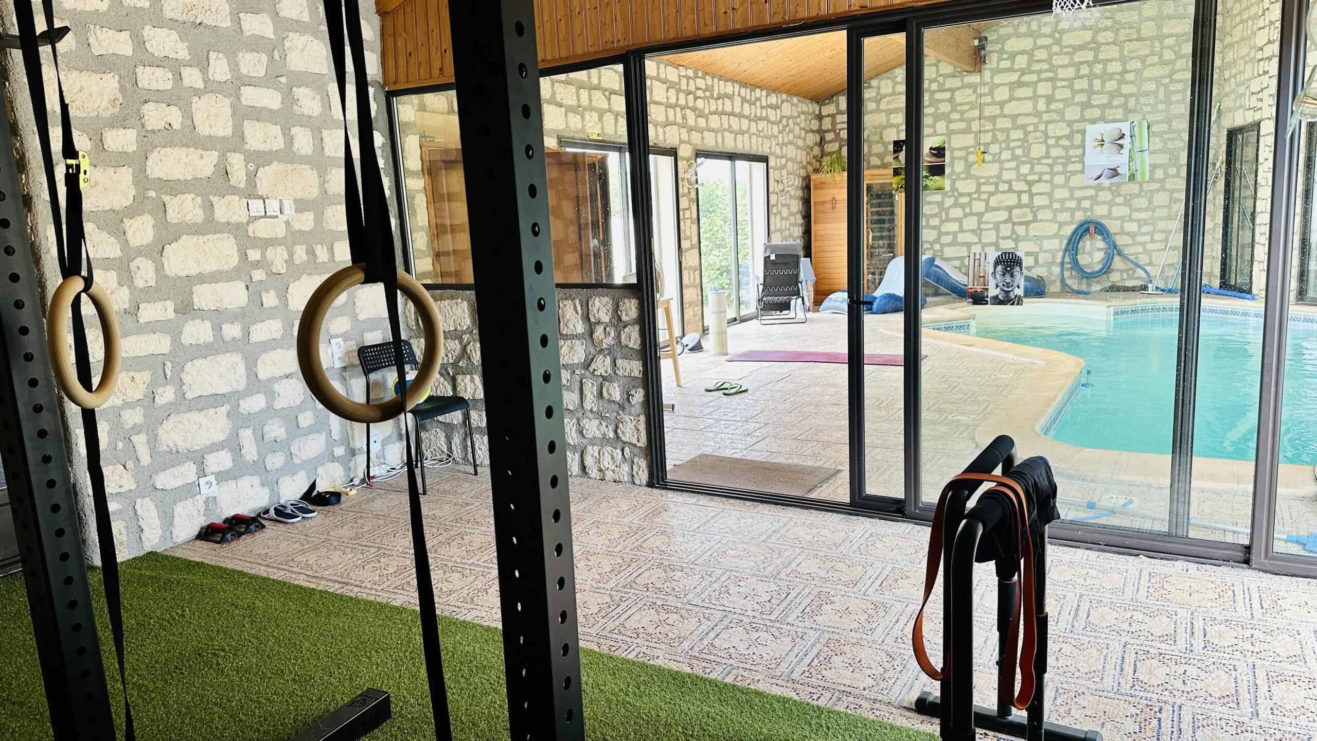 Atypical 3 bedroom house with indoor pool, Aquitaine – France – BVI69279