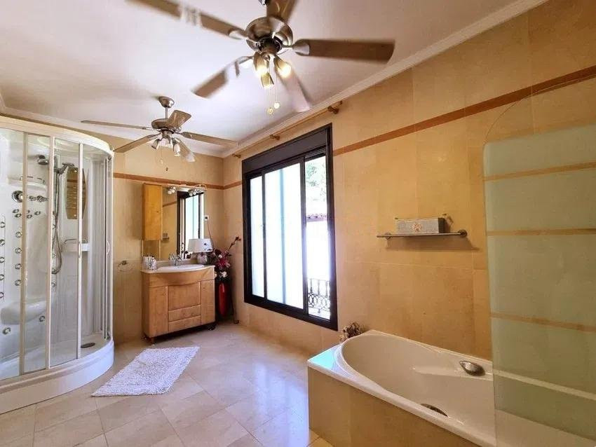 5 bedroom Villa in Mijas Costa, Malaga, Spain – 428-04103D