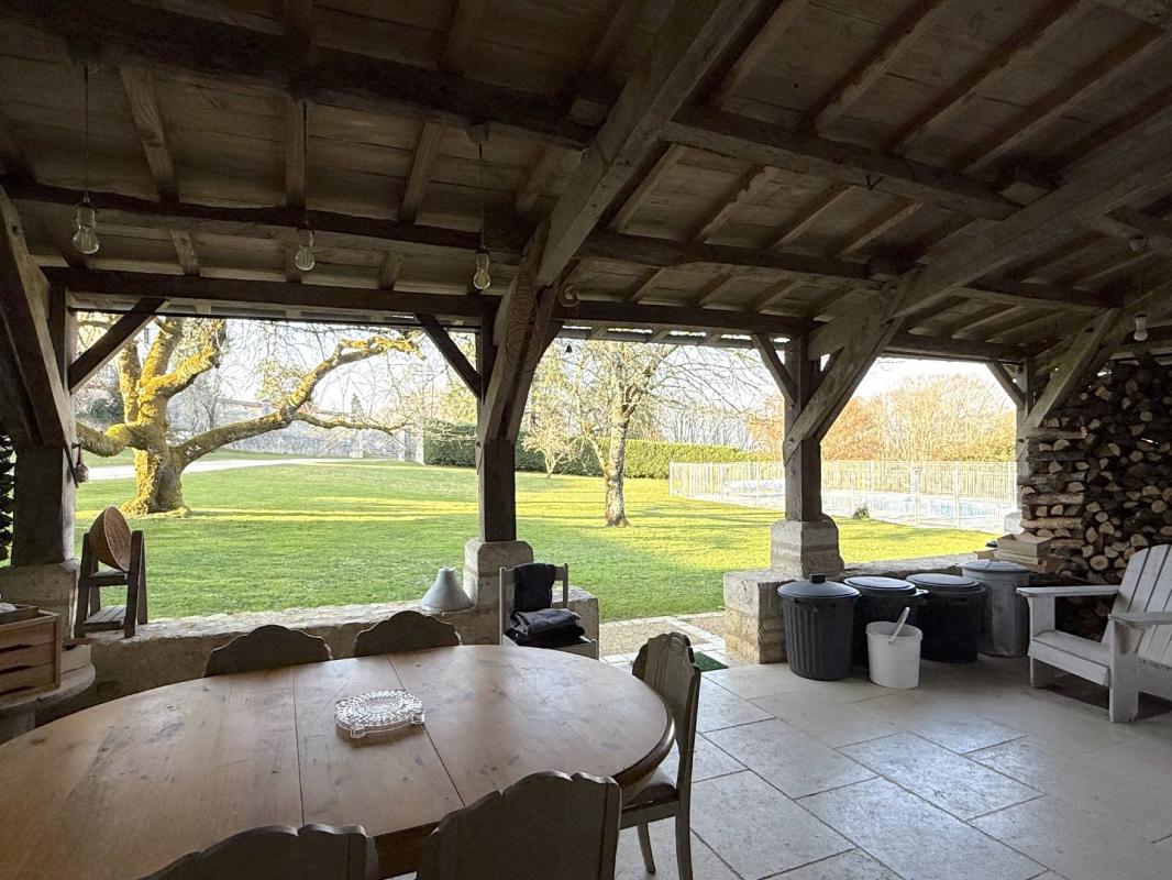 9 bedroom chateau in Charras, Charente, France – 12018366269