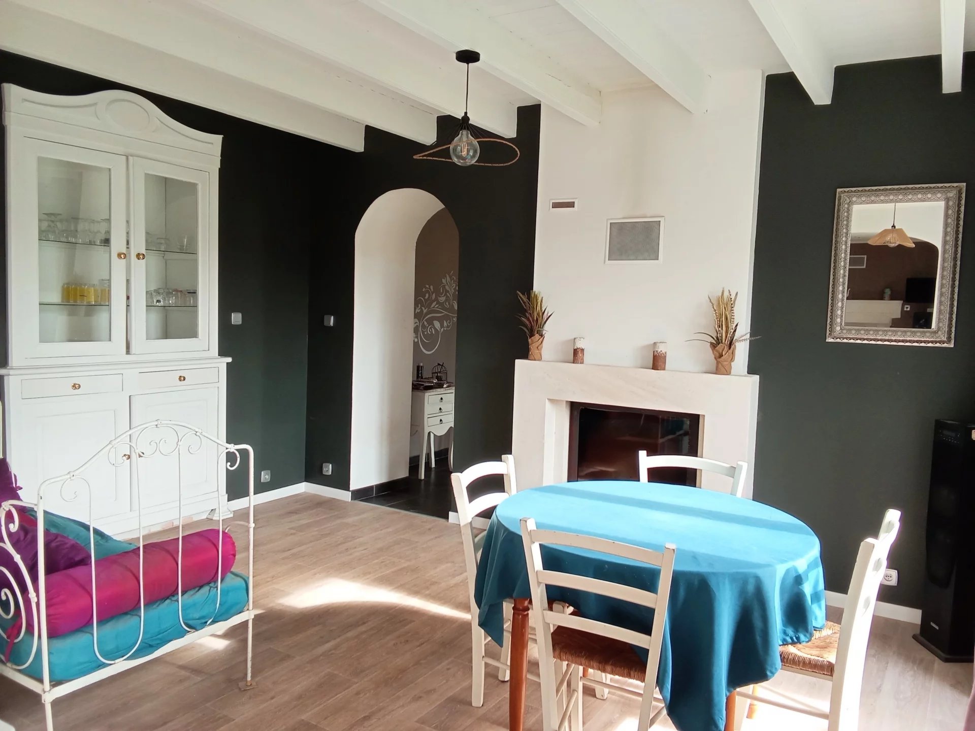 Pretty 5 bedroom detached stone house, Poitou-Charentes – France – BVI79330