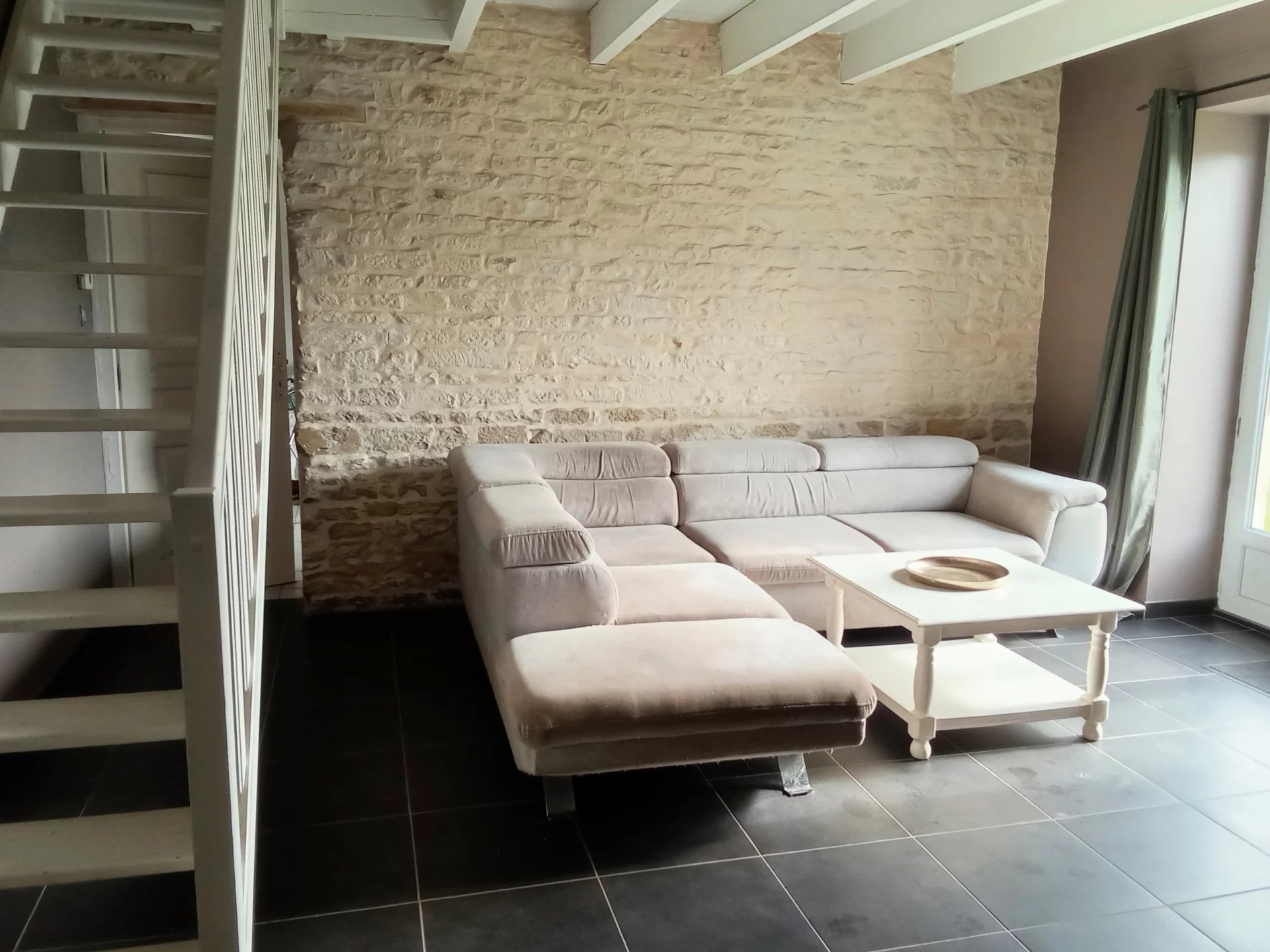 Pretty 5 bedroom detached stone house, Poitou-Charentes – France – BVI79330