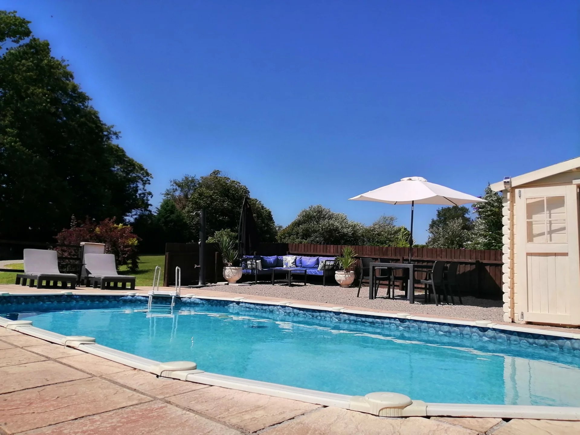 Three-bedroom house with one-bedroom feature tower gîte, Poitou-Charentes – France – BVI74063