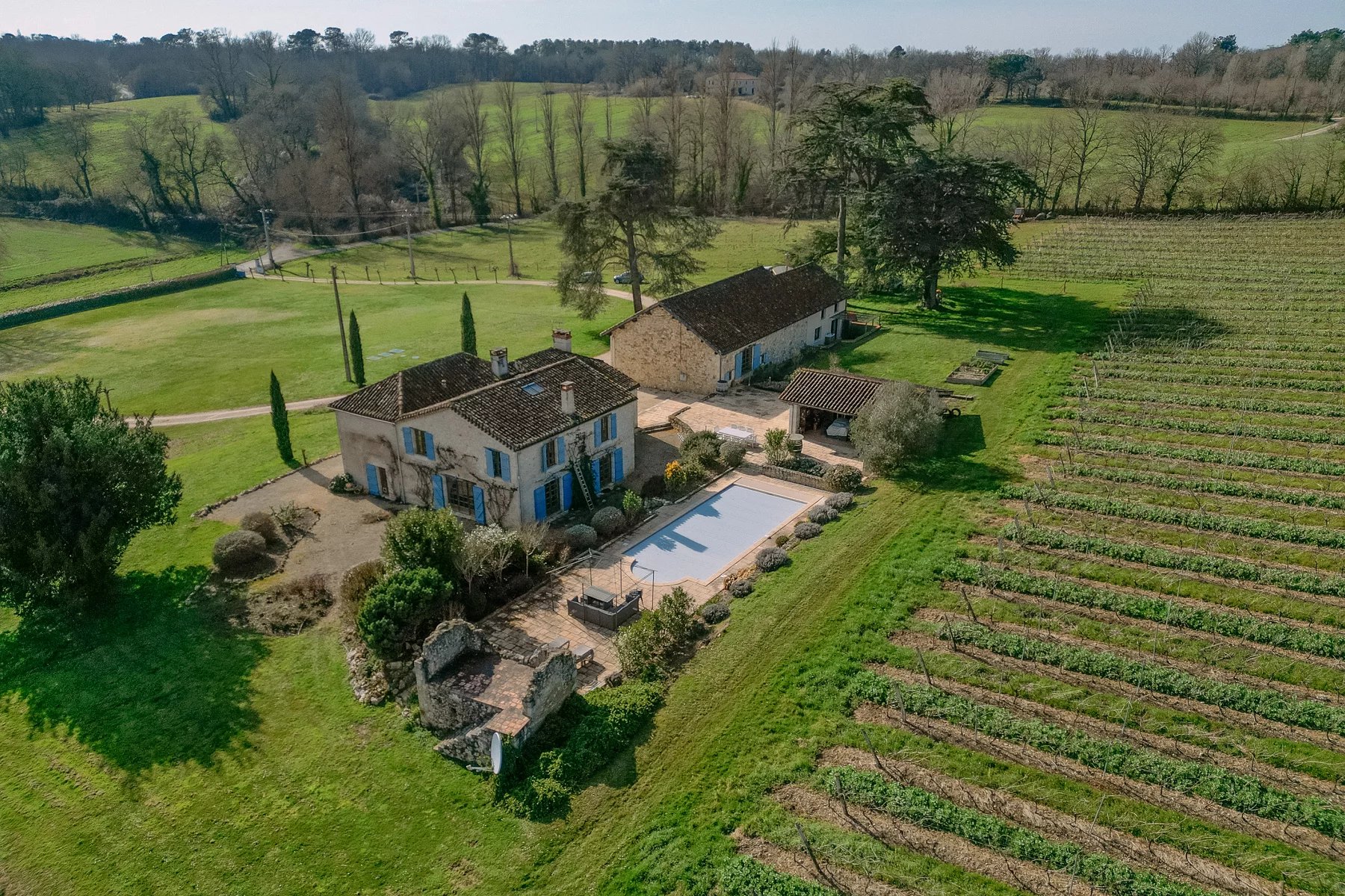 A Breathtaking Country Estate in Gascony, Midi-Pyrénées – France – BVI79540
