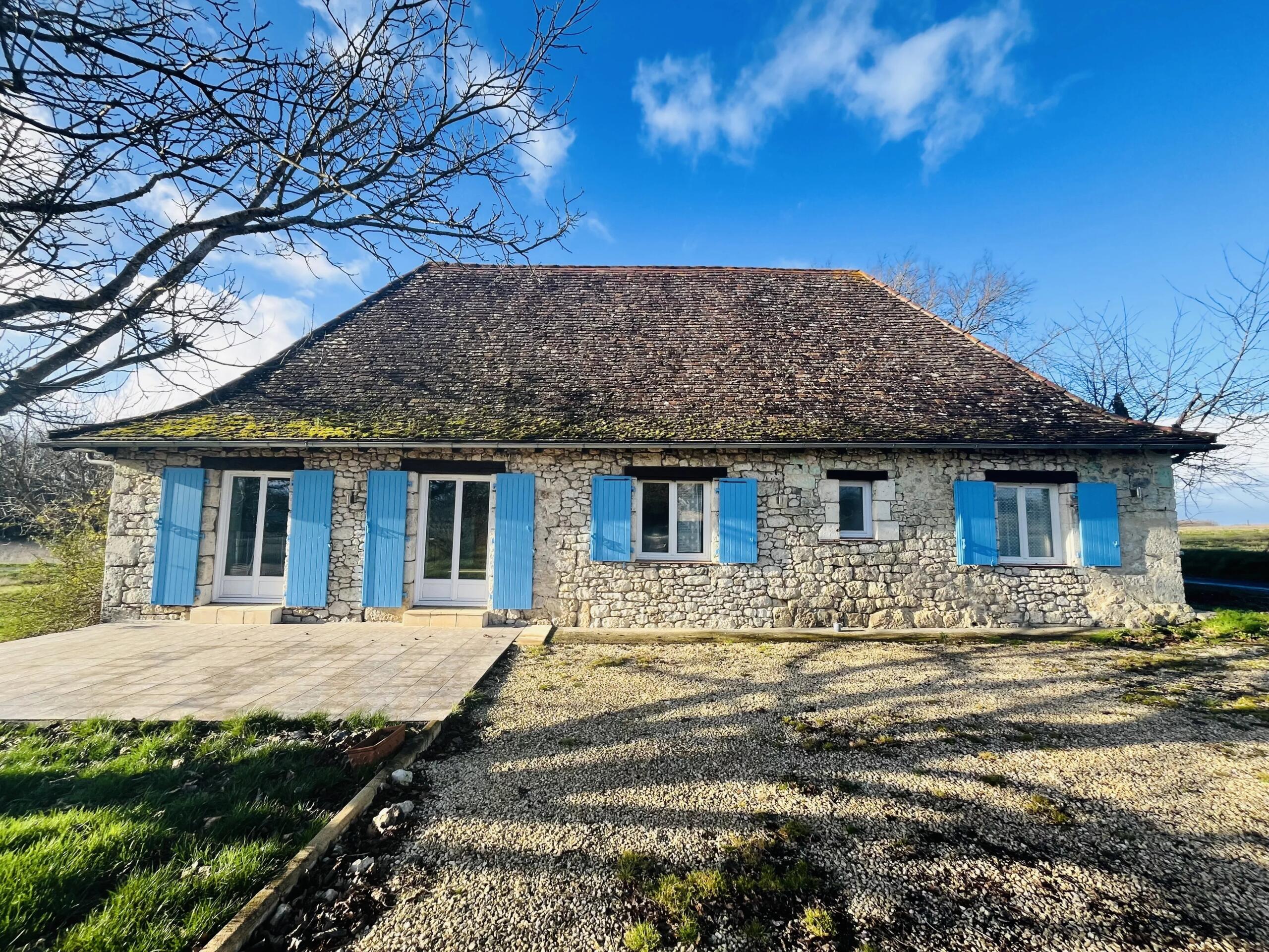Périgourdine stone house with pool and pigeonnier, Aquitaine – France – BVI78214