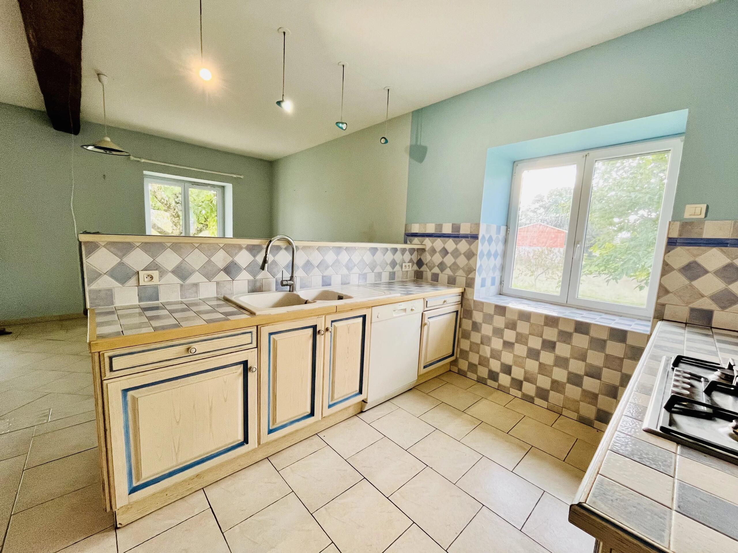 Périgourdine stone house with pool and pigeonnier, Aquitaine – France – BVI78214