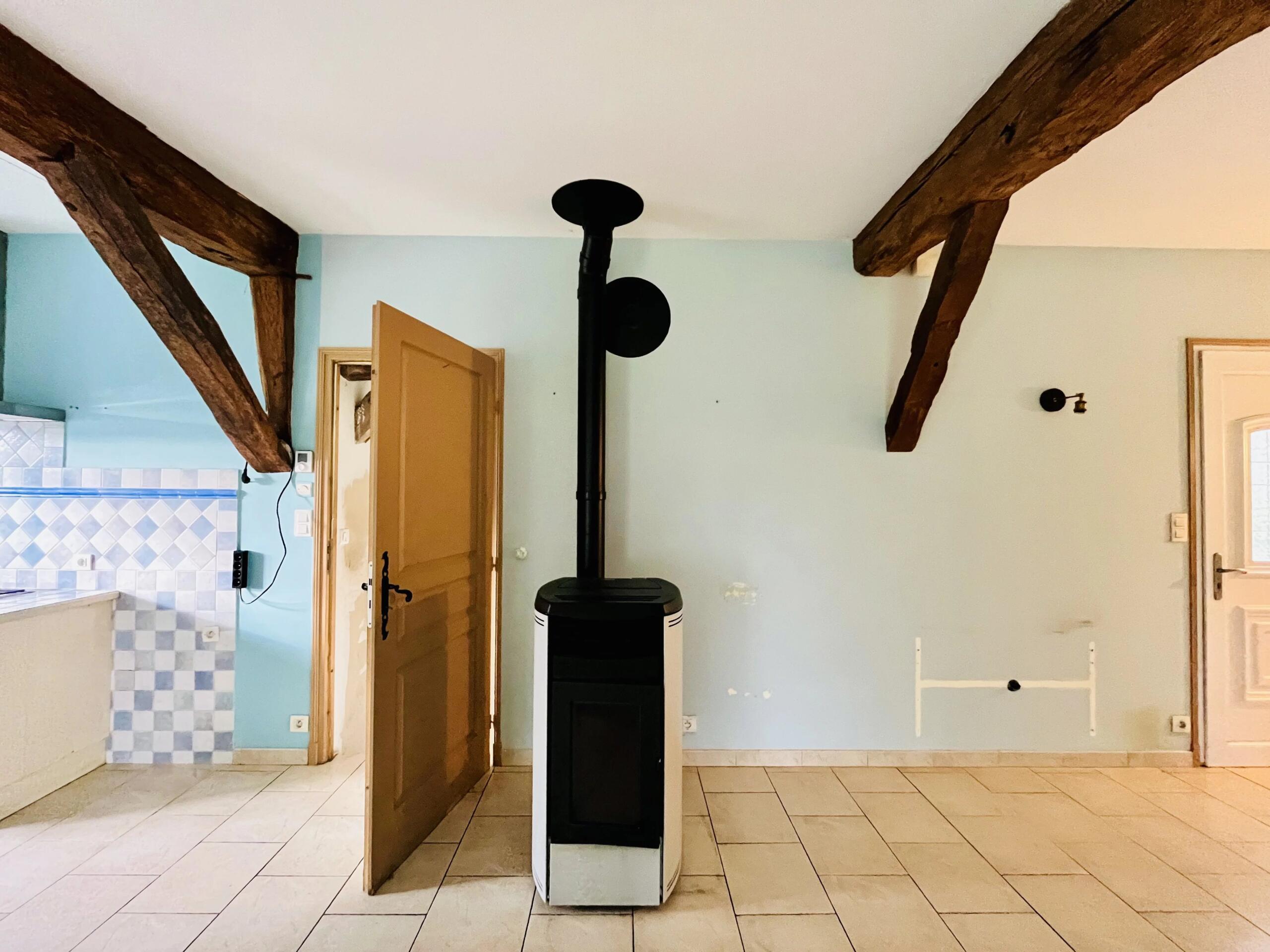 Périgourdine stone house with pool and pigeonnier, Aquitaine – France – BVI78214