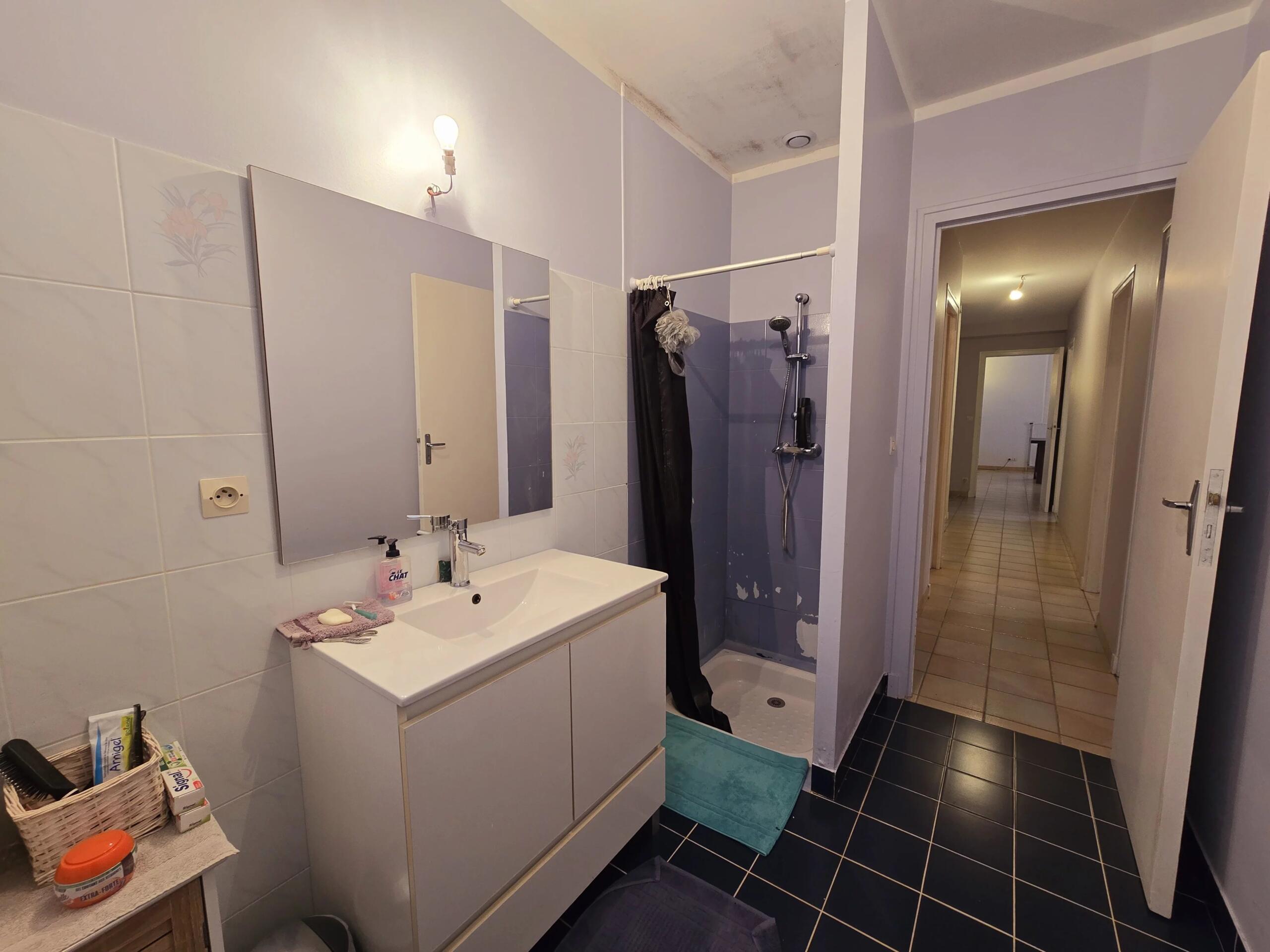 Stone house with sleek moderne pool, Aquitaine – France – BVI79619