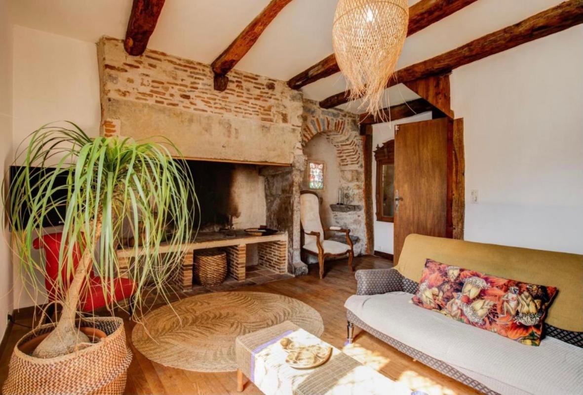 3 bedroom maison de village in Cajarc, Lot, France – 12032364842