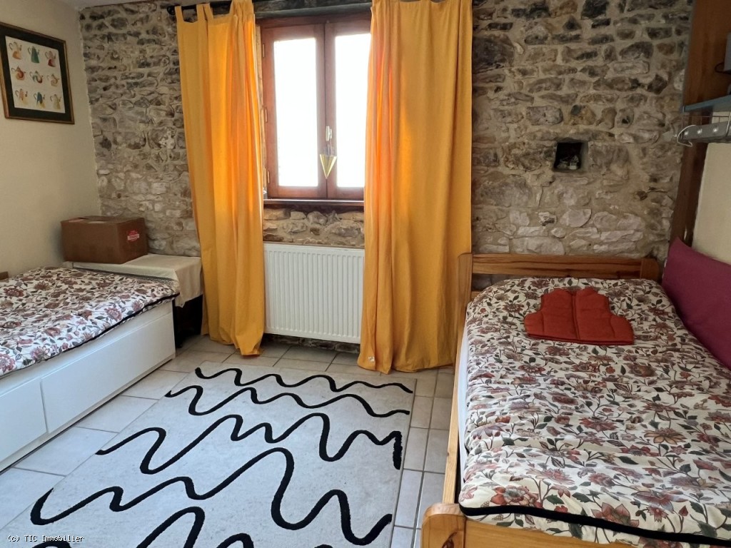 7 bedroom House in Saint-Claud, Charente, France – r7207