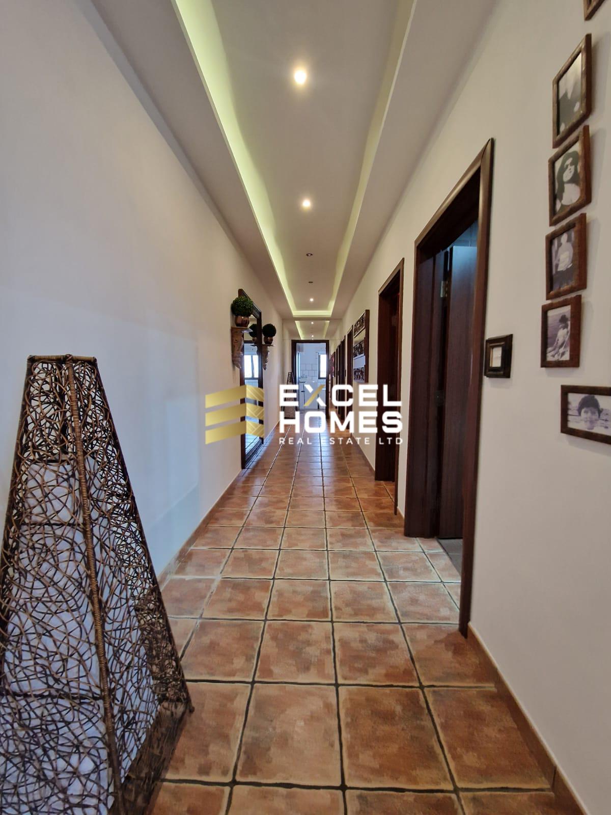 3 bedroom Penthouse in Zabbar, Malta – 62050