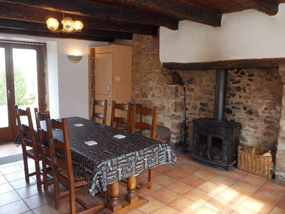 3 bedroom propriete in Saint Auvent, Haute-Vienne, France – 12018365823