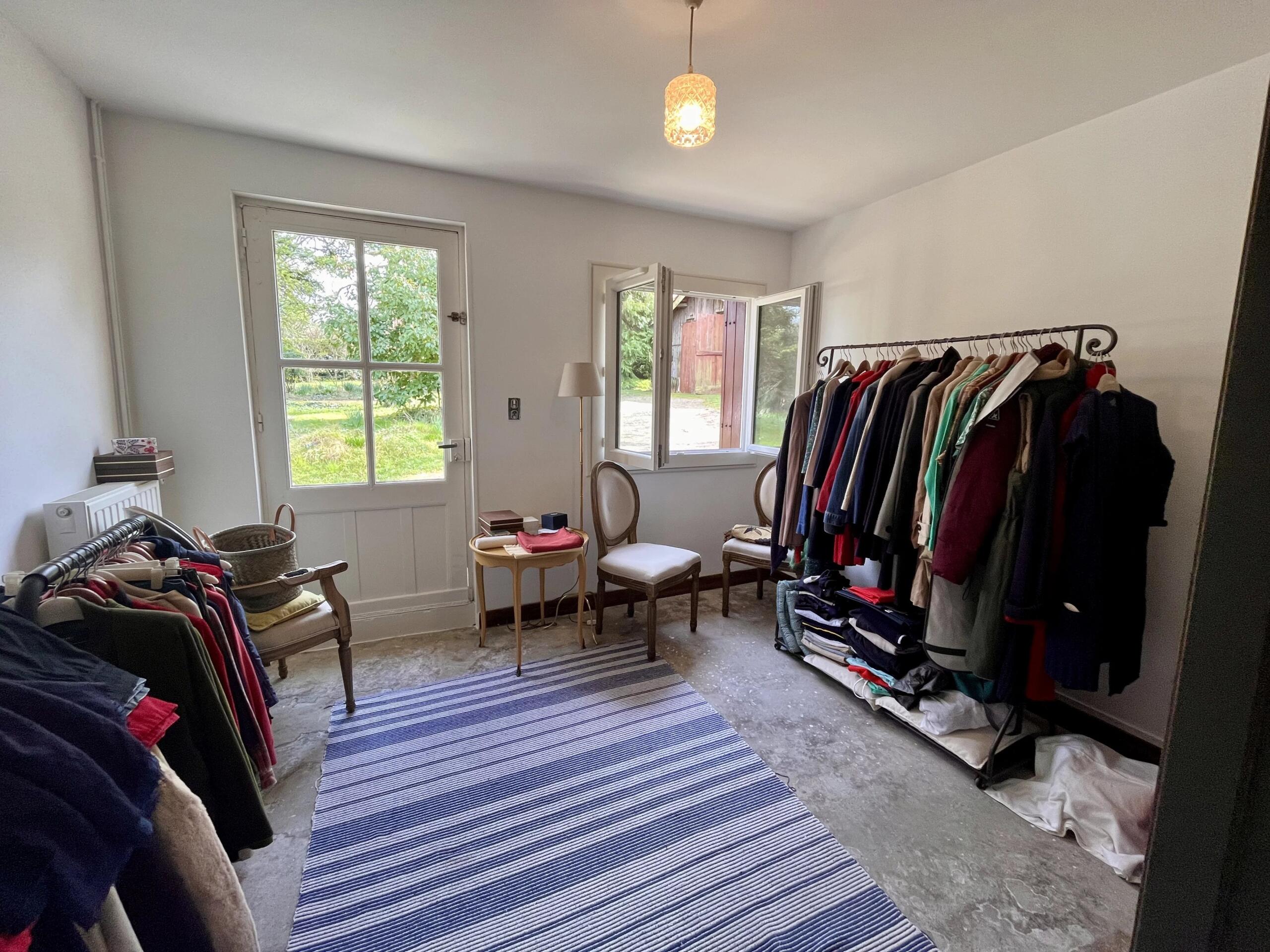 Charming Stone House with mature garden and woodlands, Aquitaine – France – BVI77310