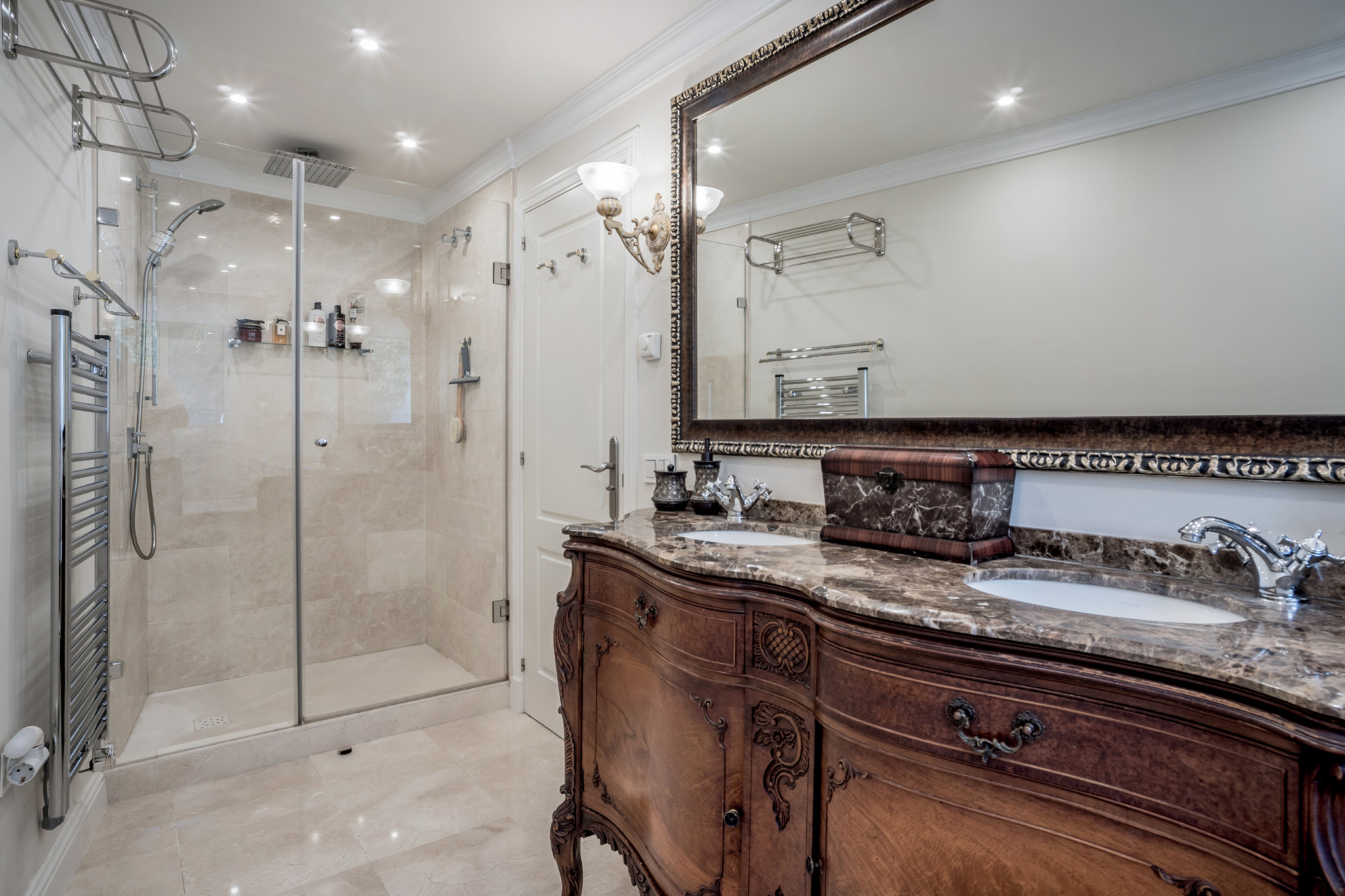 4 bedroom Town House in Marbella, Malaga, Spain – 428-04232D