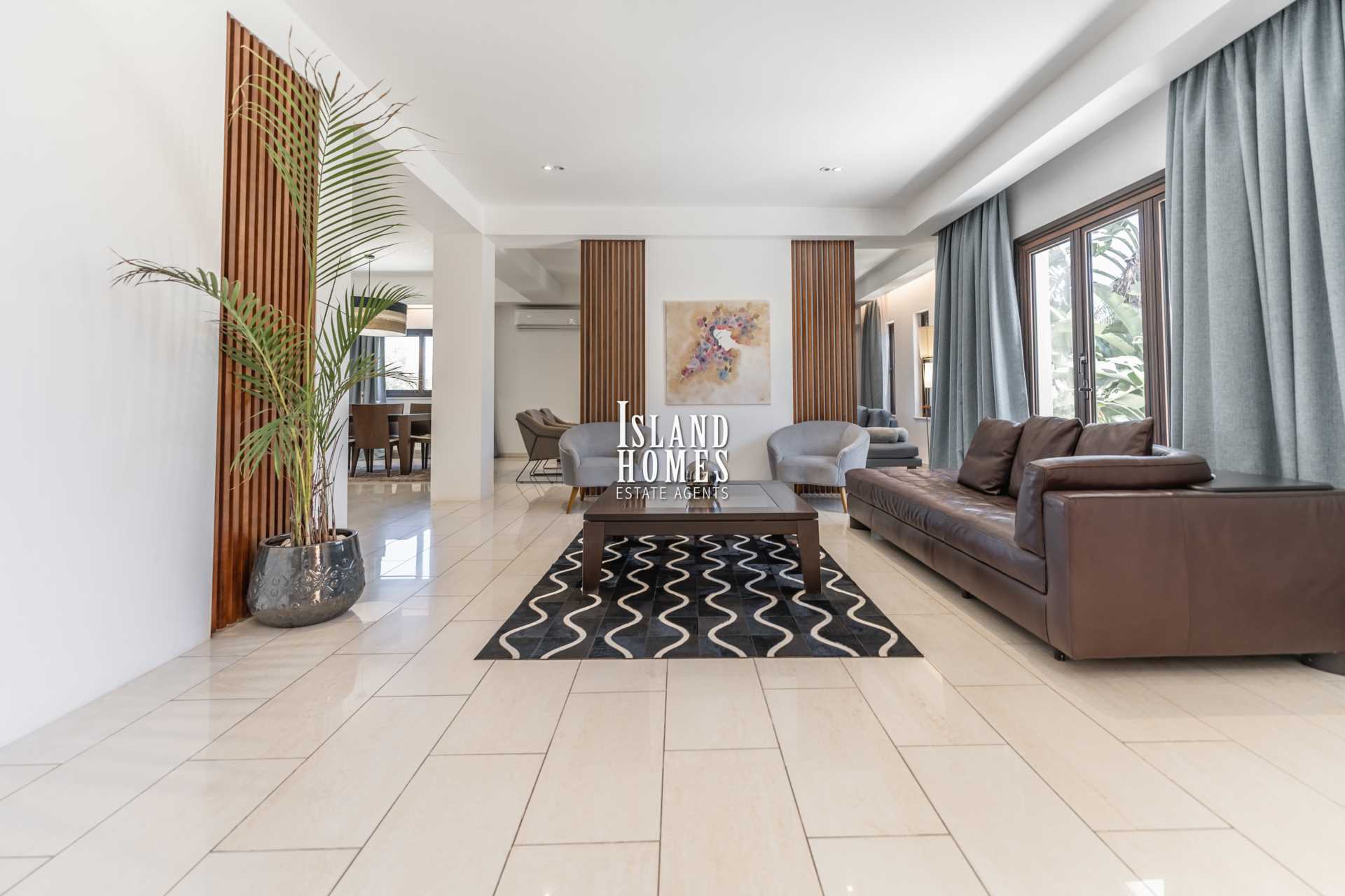 6 bedroom Detached in Deryneia, Famagusta, Cyprus – DeR184