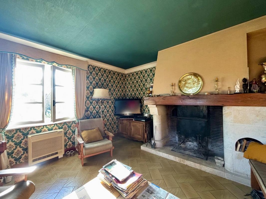 4 bedroom maison individuelle in Lamagdelaine, Lot, France – 12033366940