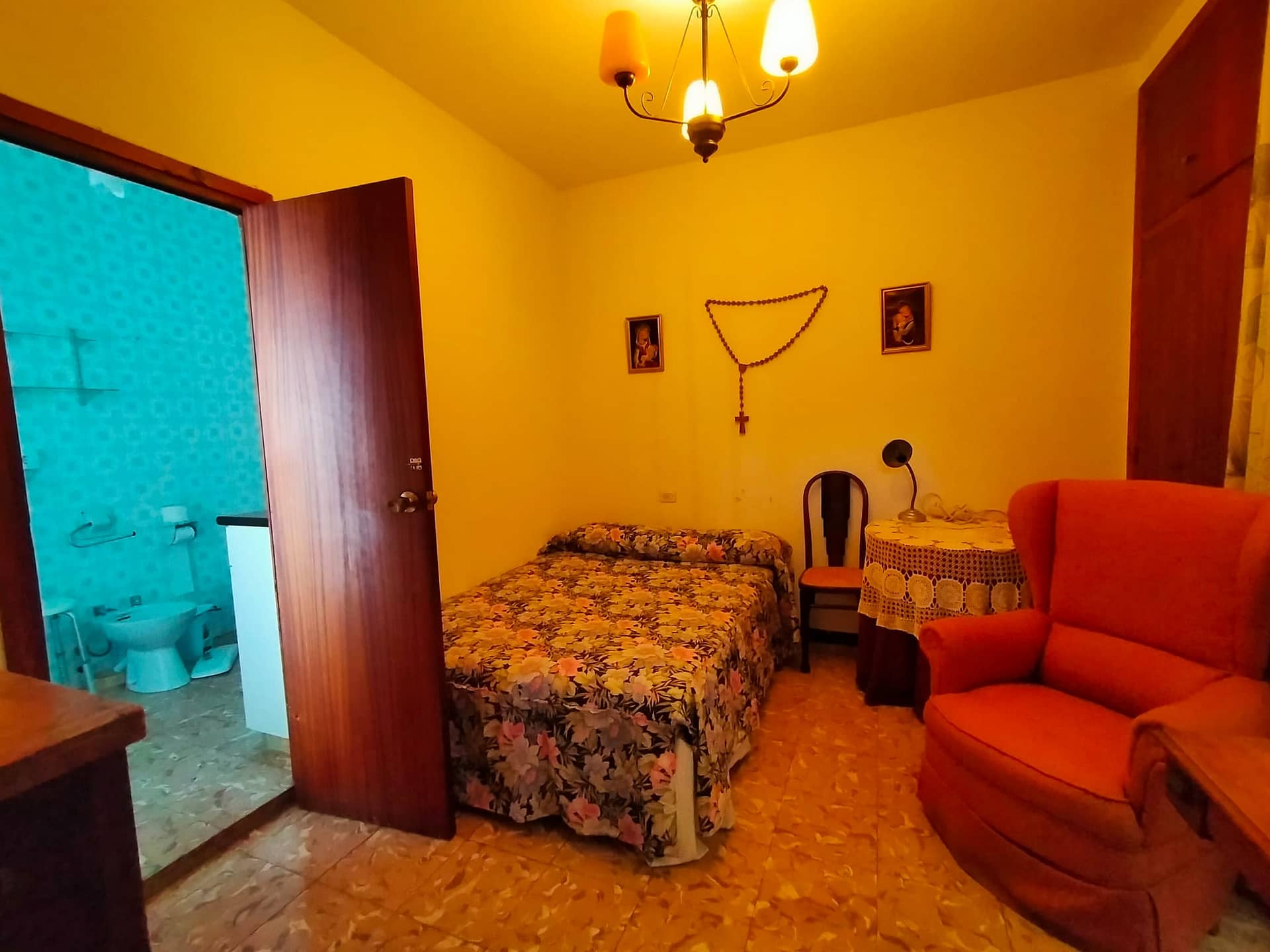 5 bedroom Townhouse in Orba, Alicante, Spain – FCOL2158