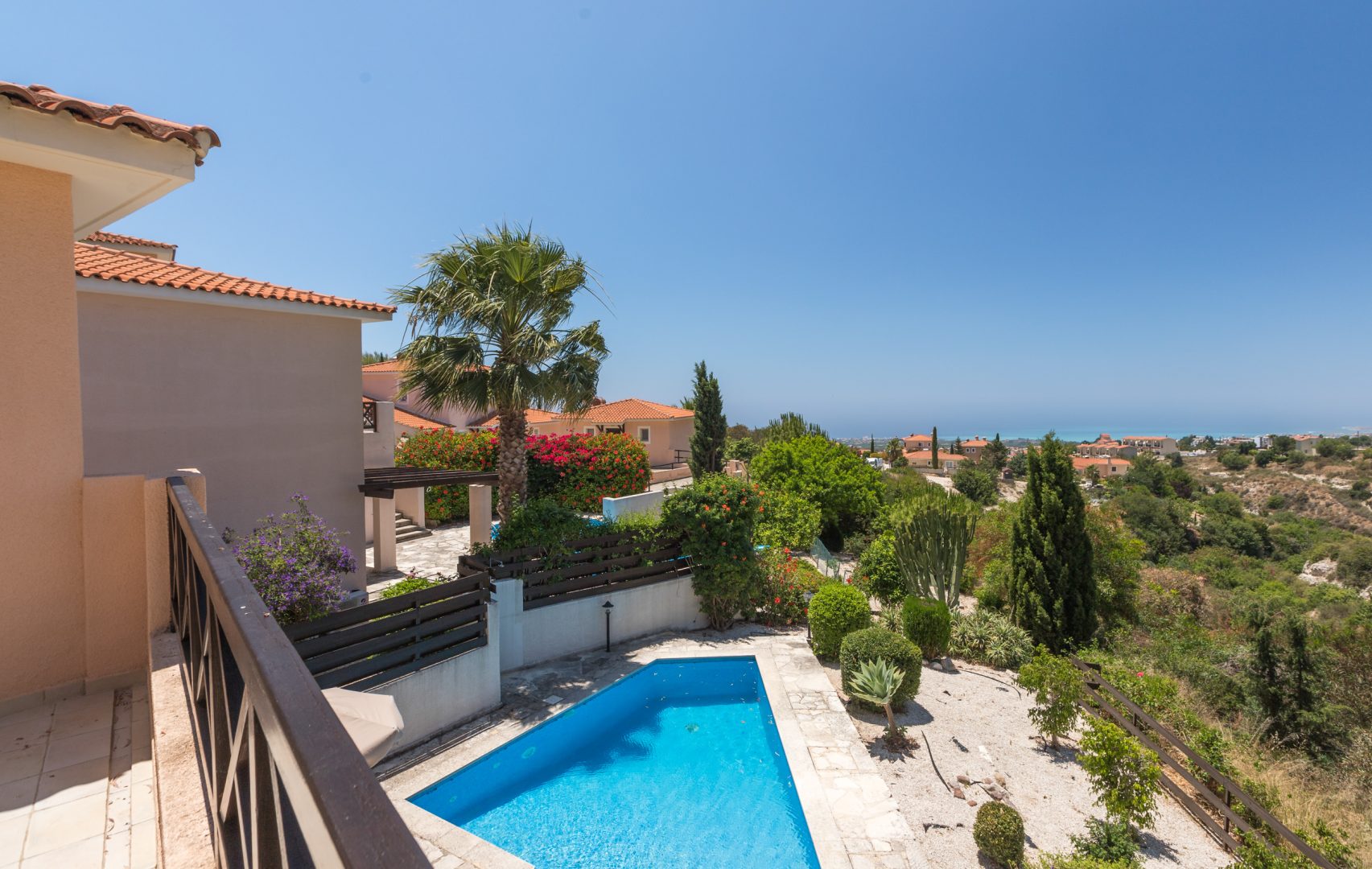 3 bedroom Villas / Houses in Tala, Paphos, Cyprus – V-PER-3-27