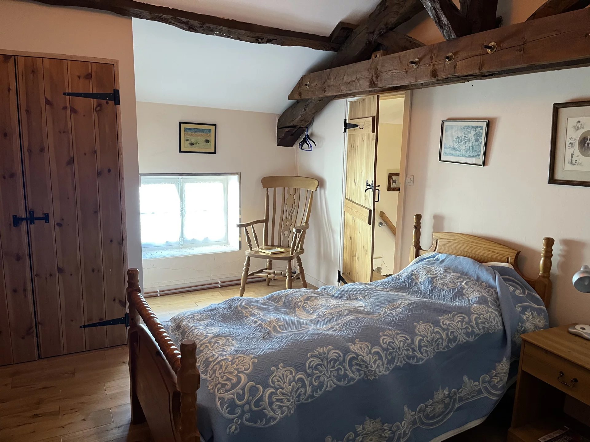 Traditional cottage in the heart of the countryside with barn and land, Limousin – France – BVI66974