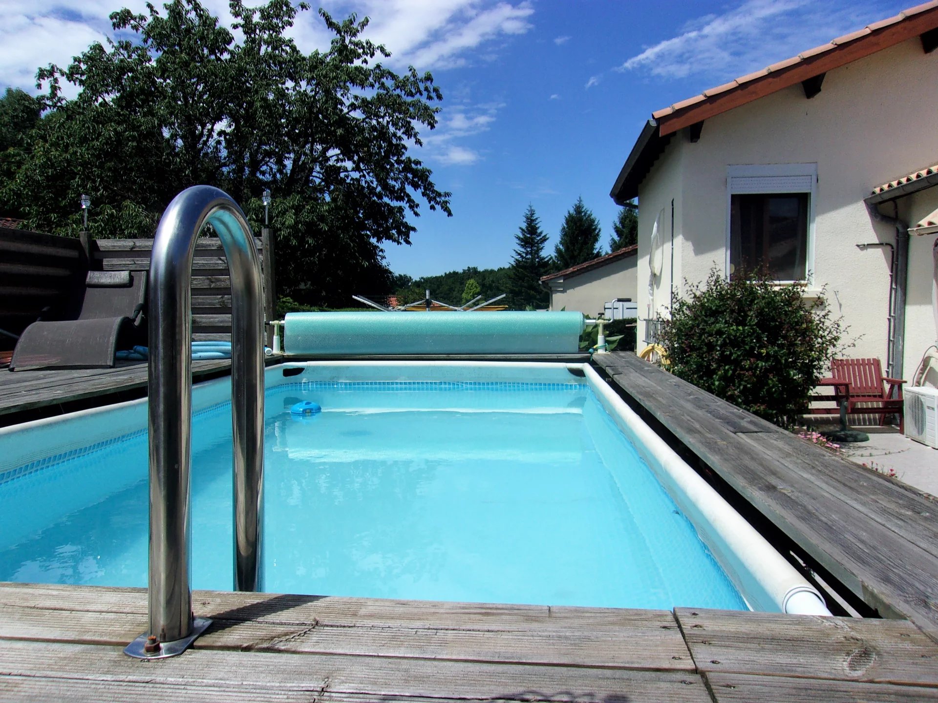 Two bedroom modern property with pool and garage, Aquitaine – France – BVI79815