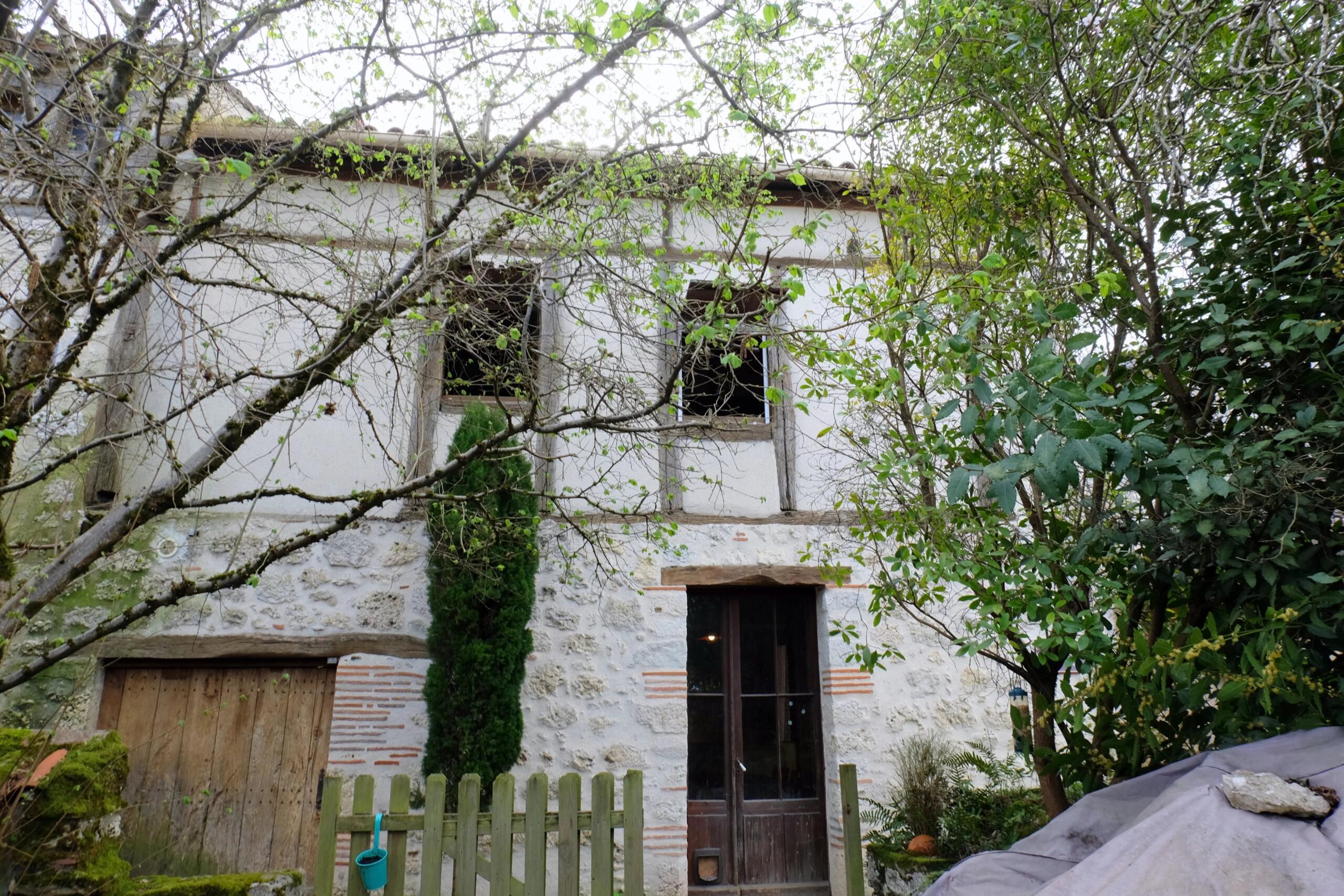 Stone house of character near Villeneuve Sur Lot, Aquitaine – France – BVI80129