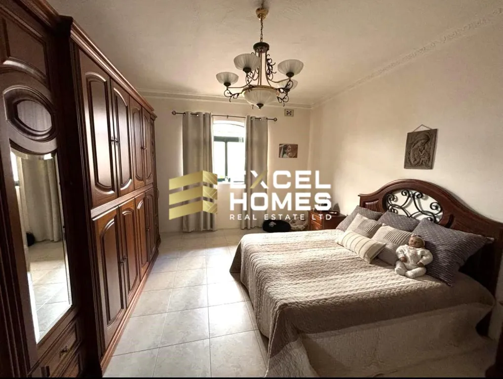 4 bedroom Maisonette in Gzira, Malta – 62300