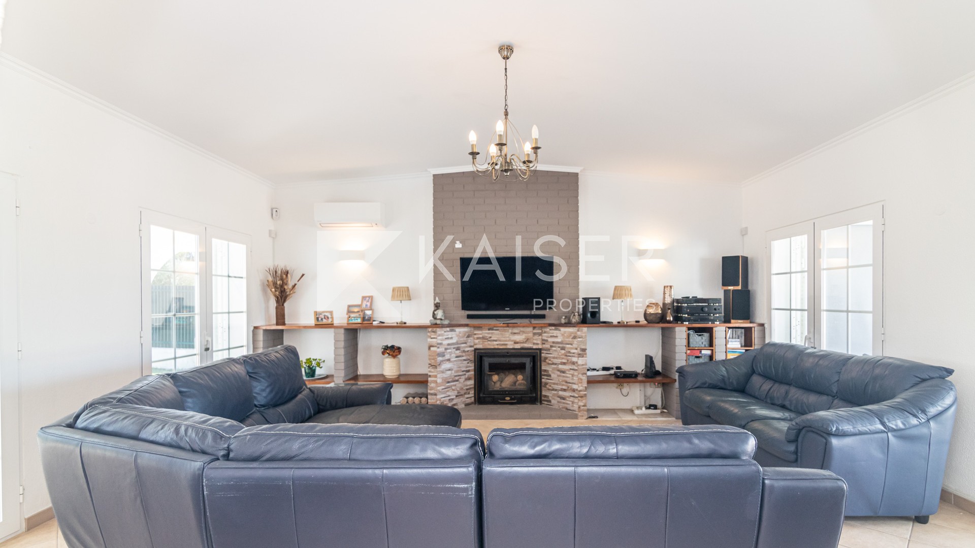 4 bedroom Villa house in Albufeira, Portugal – KP1075