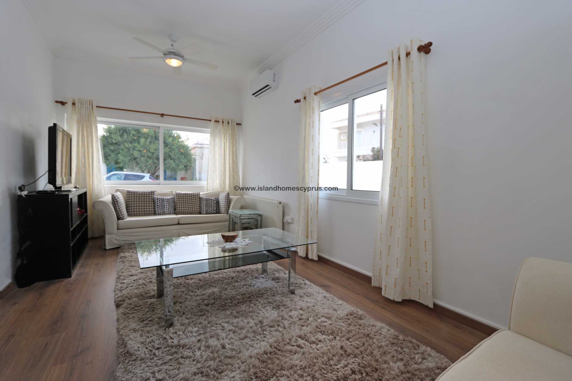 2 bedroom Bungalow in Deryneia, Famagusta, Cyprus – DeR178