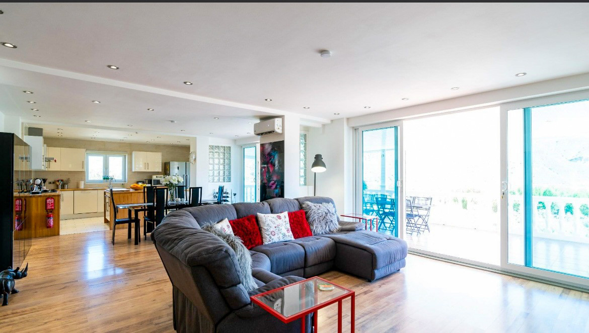 6 bedroom Country House in Iznajar, Cordoba, Spain – 428-04270P