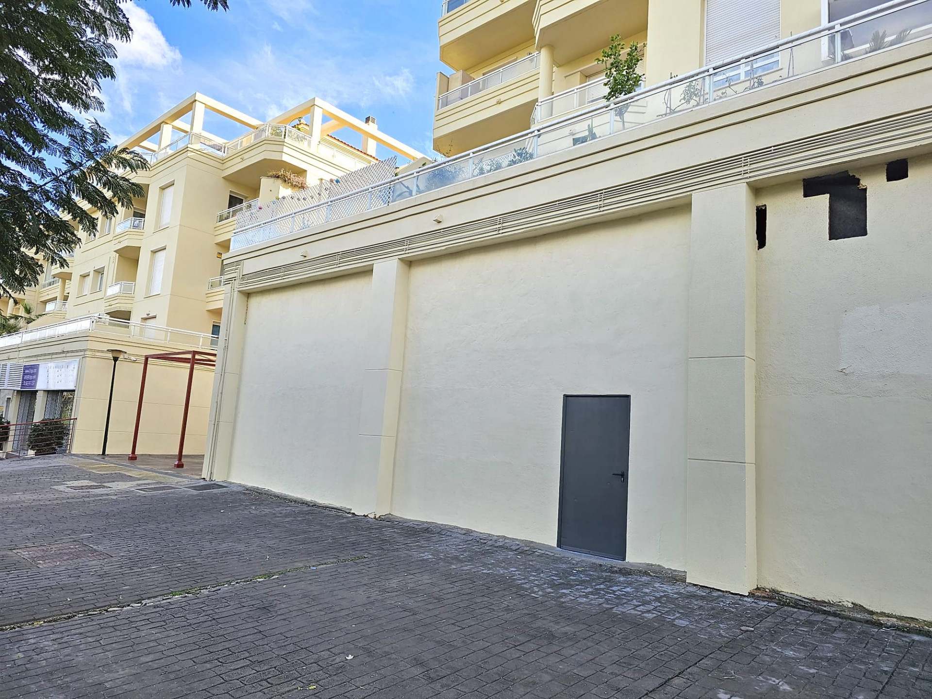 Commercial Premises in Mijas Costa, Malaga, Spain – 428-04287D