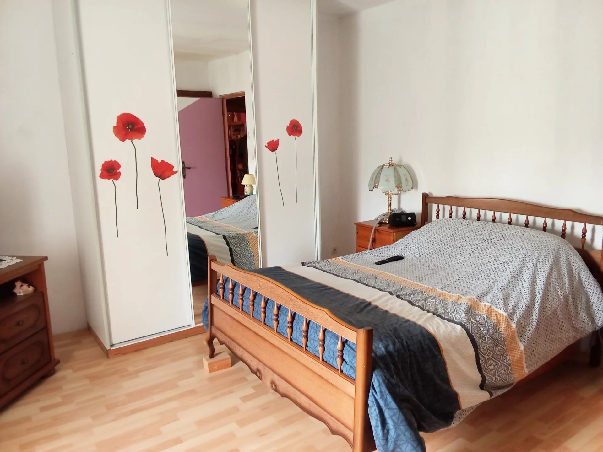 Pretty 5-bedroom stone house, Poitou-Charentes – France – BVI80002