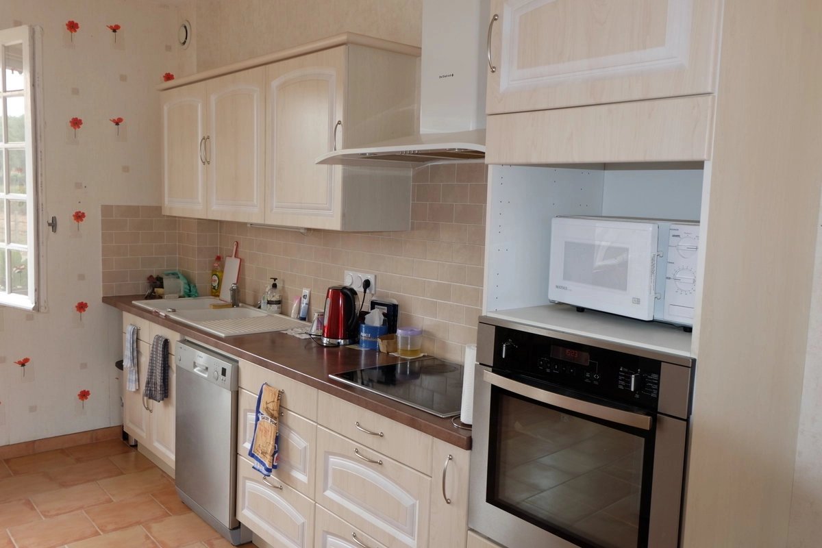 Large Country Property with Gite and Nearly 2 Hectares of Land, Aquitaine – France – BVI57893