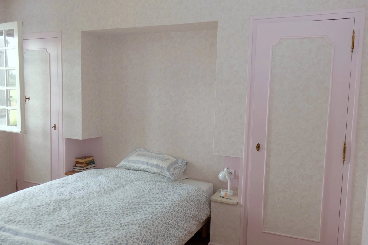 Large Country Property with Gite and Nearly 2 Hectares of Land, Aquitaine – France – BVI57893