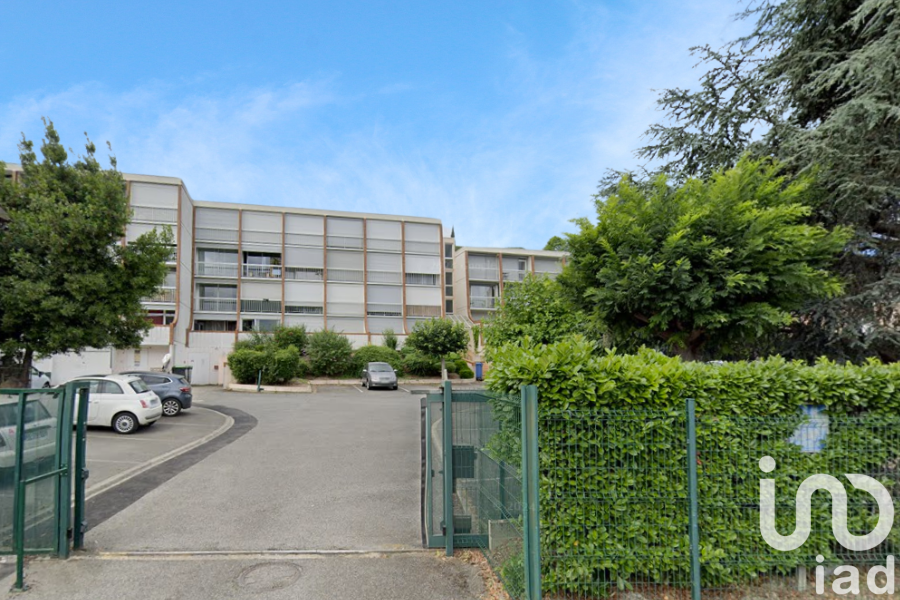 Parking in Toulouse, FR – 1727570
