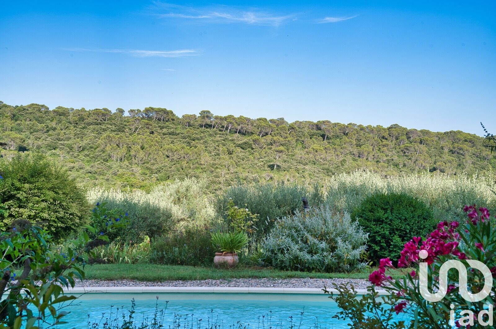 2 bedroom Maison in Uzès, FR – 1562441