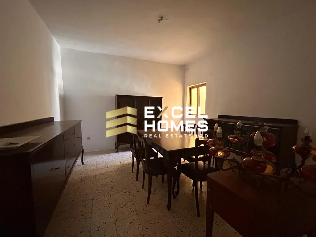 3 bedroom Maisonette in Hamrun, Malta – 62372