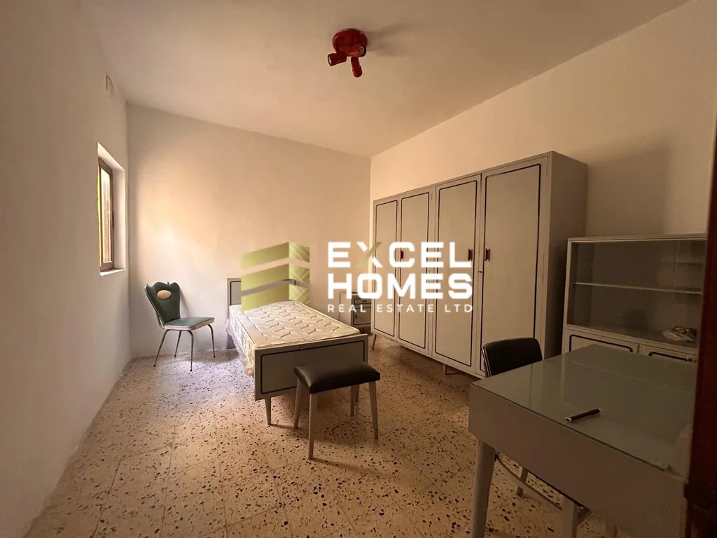 3 bedroom Maisonette in Hamrun, Malta – 62372