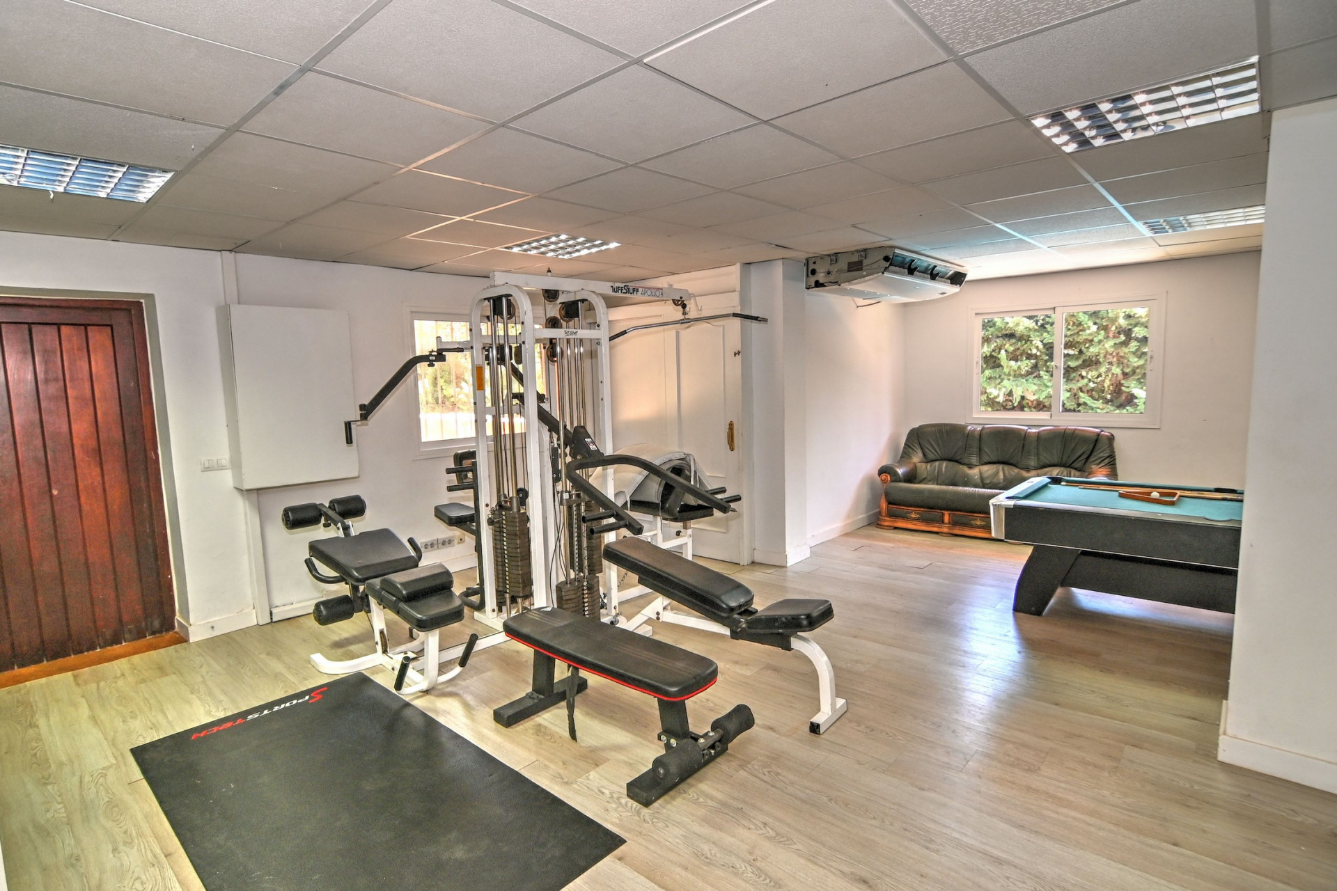 5 bedroom Villa in Sotogrande, Cadiz, Spain – 428-04346D