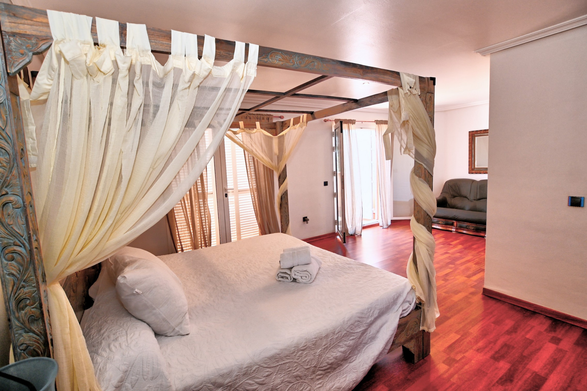 5 bedroom Villa in Sotogrande, Cadiz, Spain – 428-04346D