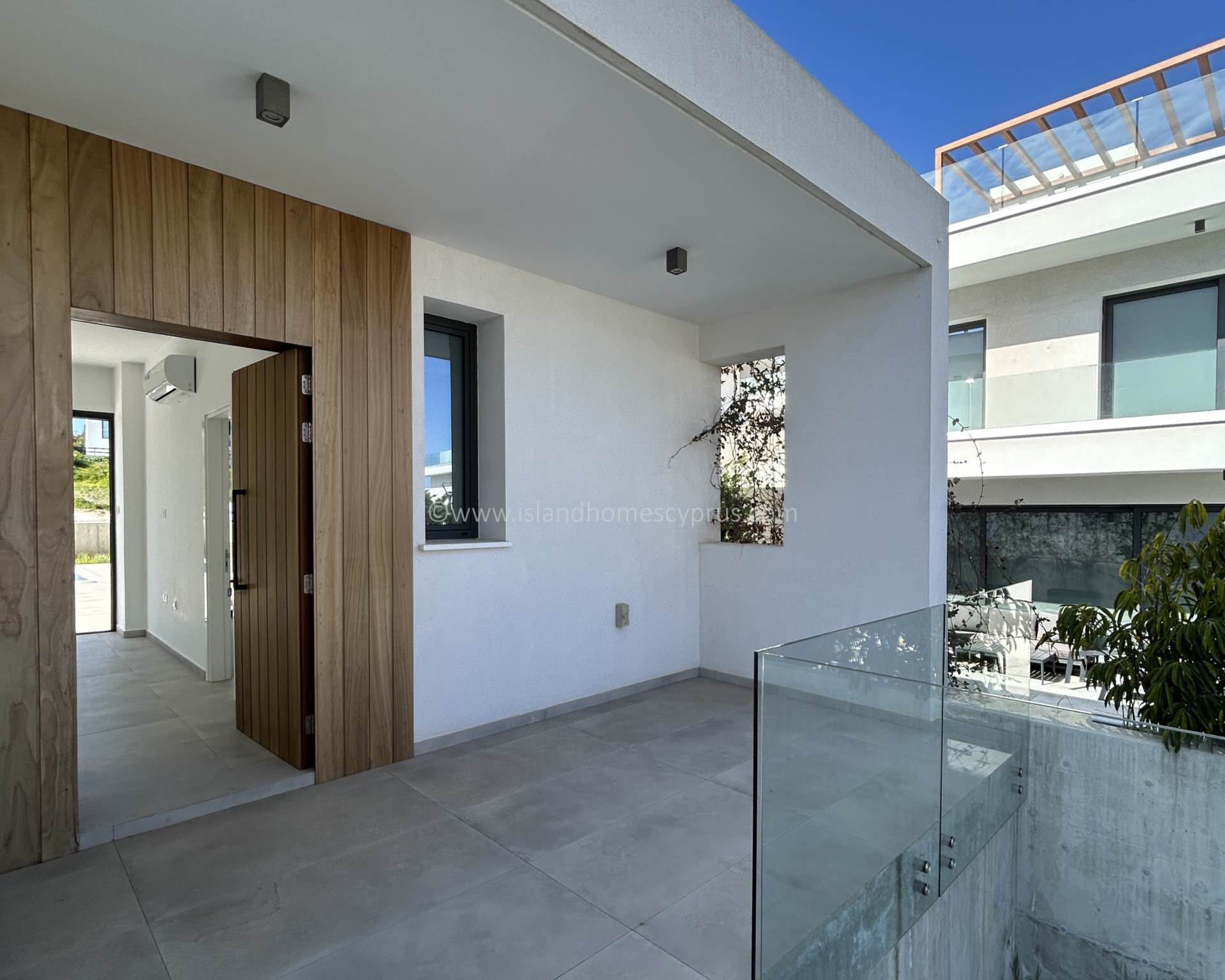 5 bedroom Detached in Pernera, Famagusta, Cyprus – BtP102dp