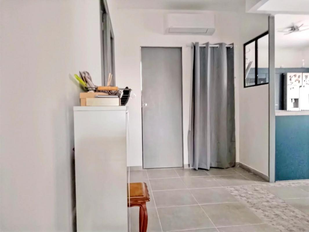 2 bedroom t3 in Six-fours-les-plages, Var, France – 12030369945