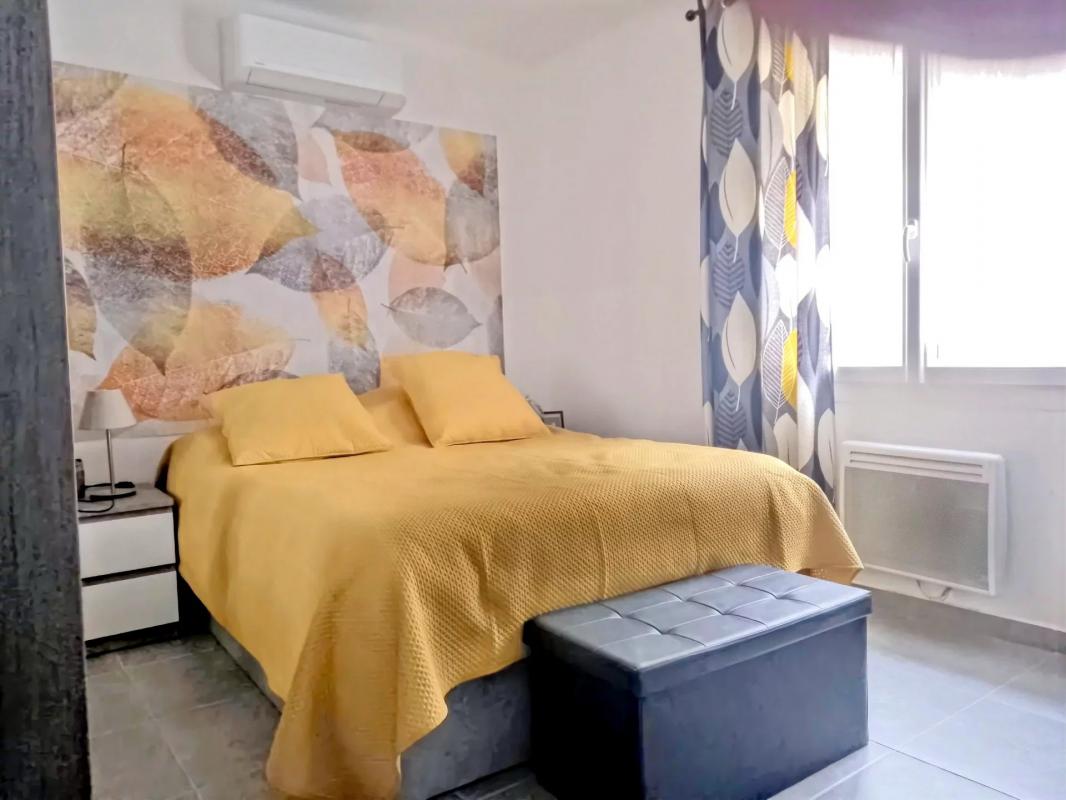 2 bedroom t3 in Six-fours-les-plages, Var, France – 12030369945