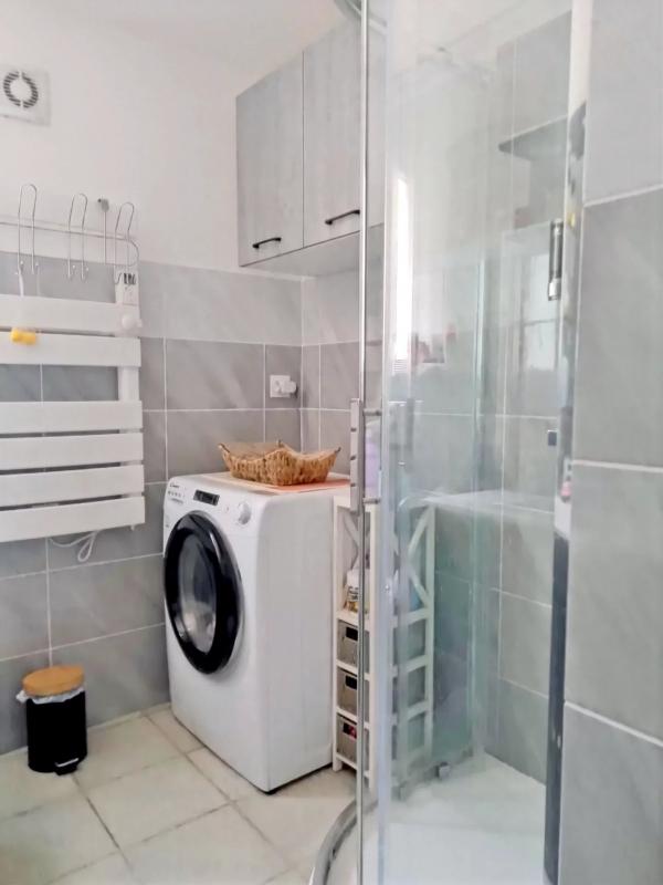 2 bedroom t3 in Six-fours-les-plages, Var, France – 12030369945