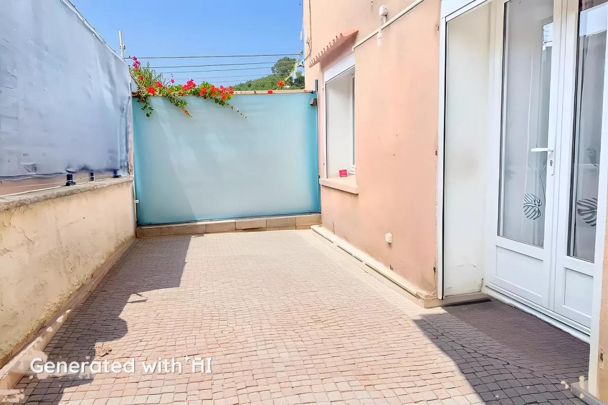 2 bedroom t3 in Six-fours-les-plages, Var, France – 12030369945