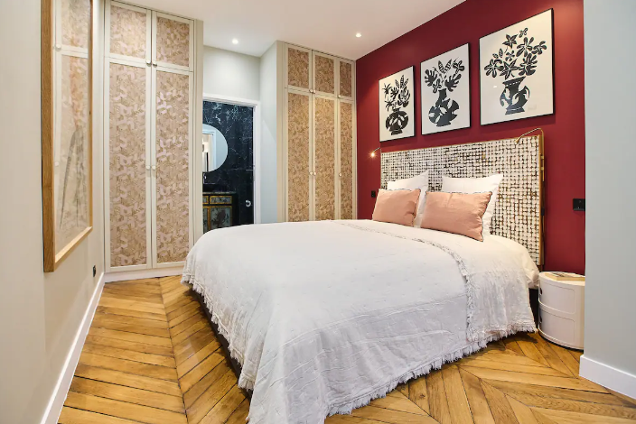 Rue Dulong – Apartment in Paris