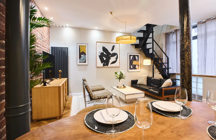 Rue Dulong – Apartment in Paris