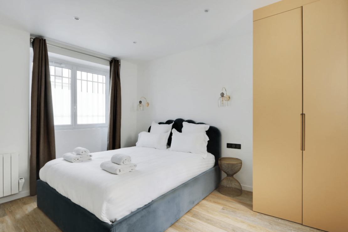 Rue Notre Dame de Recouvrance – Apartment in Paris