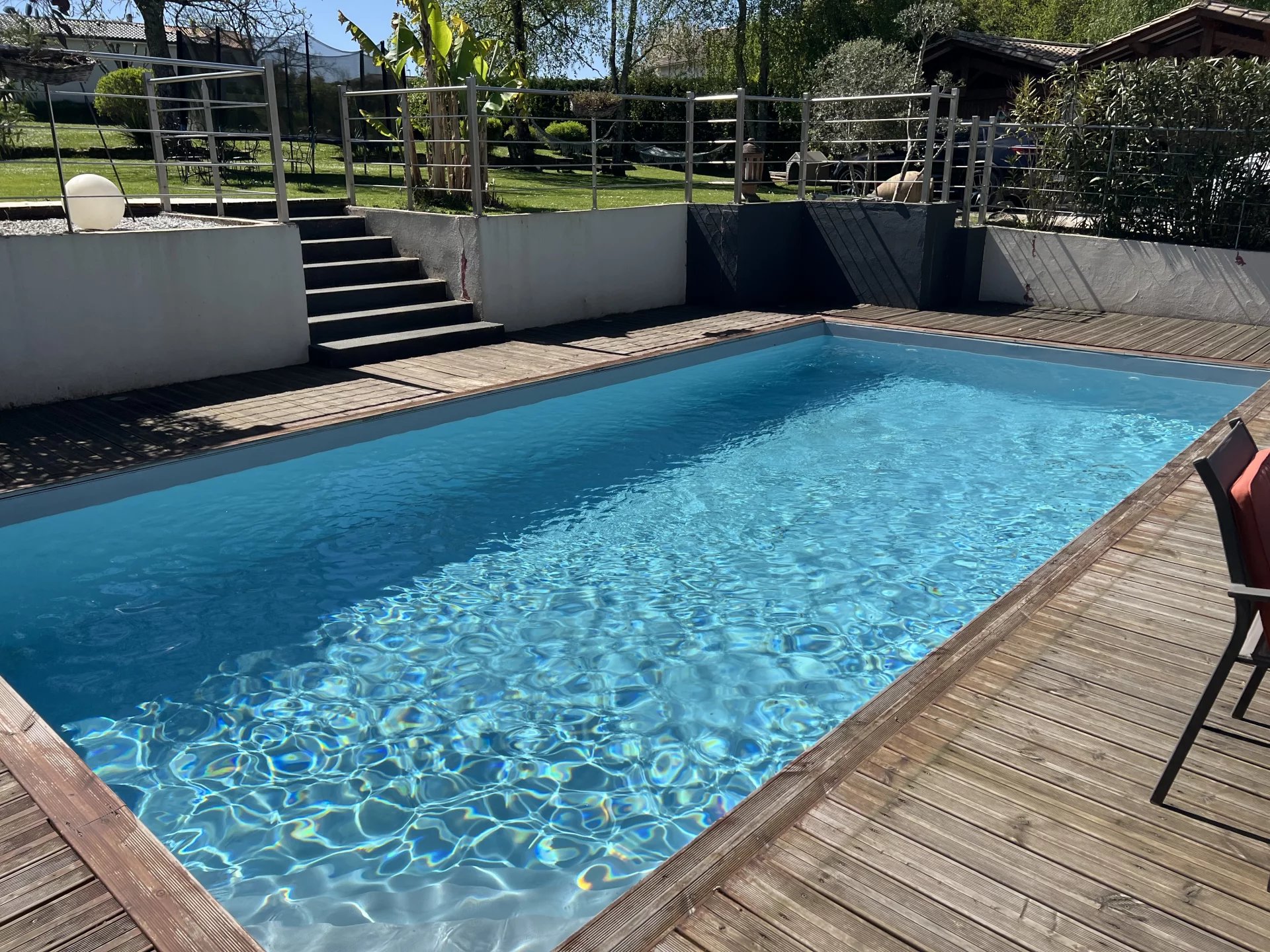 6/7 Bedroom Town House with guest house and 2 apartments, Aquitaine – France – BVI79808